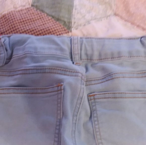 Light skinny jeans - Picture 4 of 6